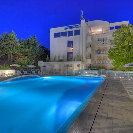 Hotel Firenze Бібіоне Екстер'єр фото