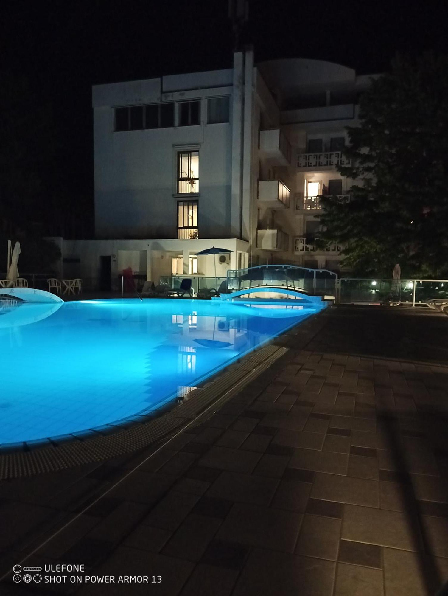 Hotel Firenze Бібіоне Екстер'єр фото