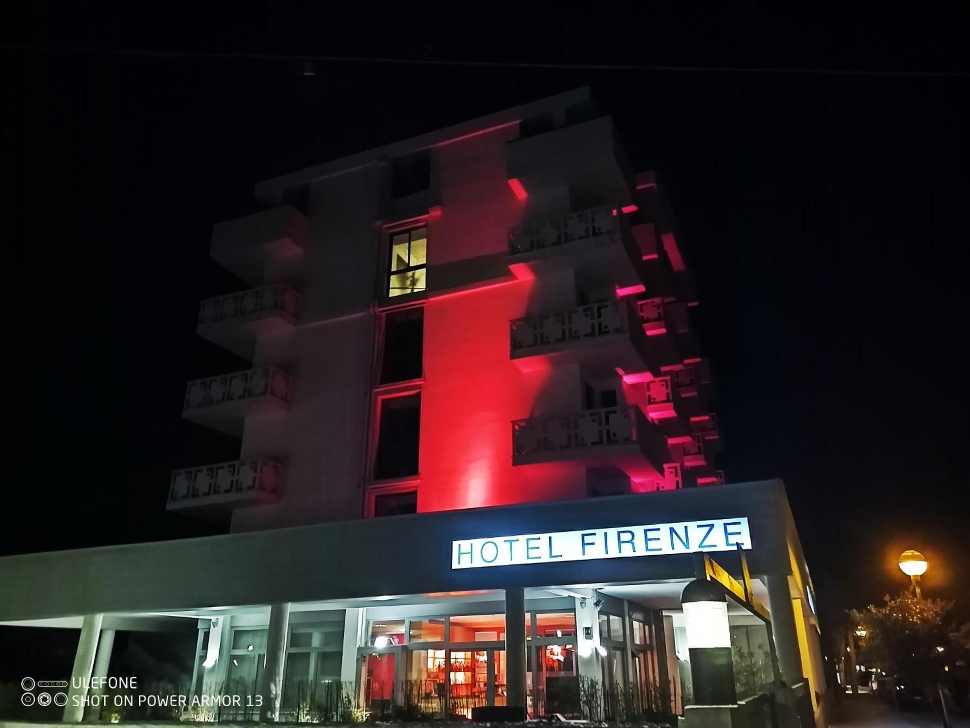 Hotel Firenze Бібіоне Екстер'єр фото