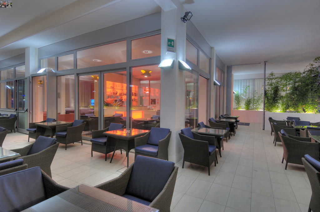 Hotel Firenze Бібіоне Екстер'єр фото