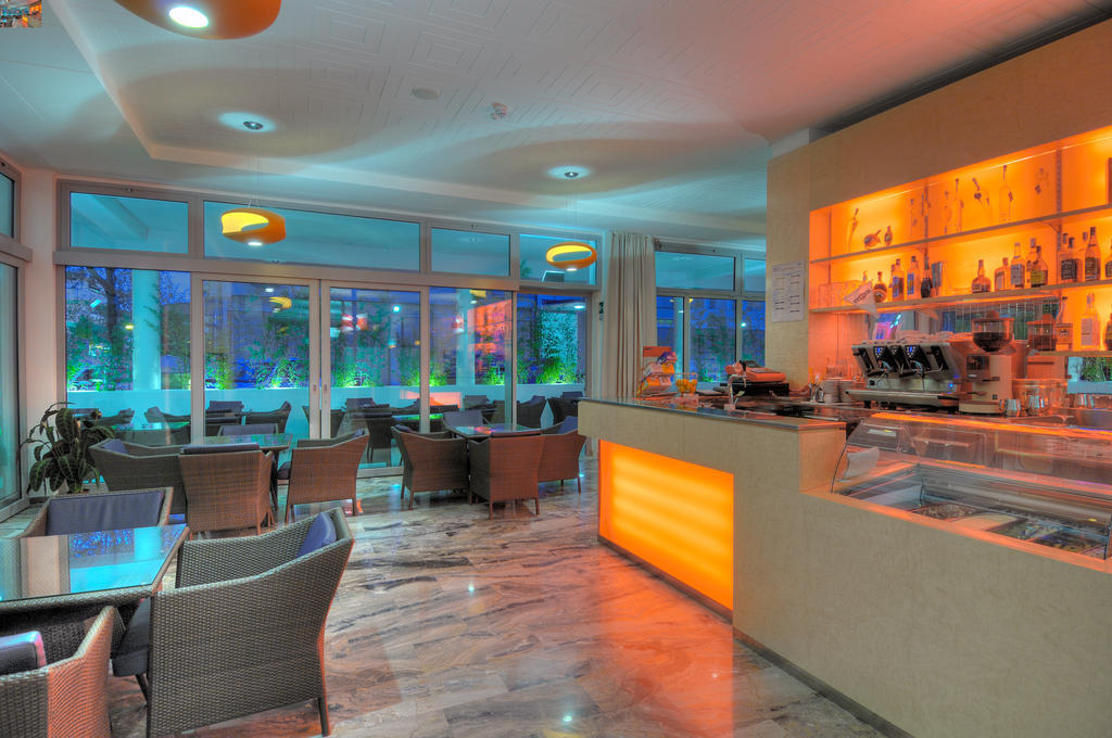 Hotel Firenze Бібіоне Екстер'єр фото